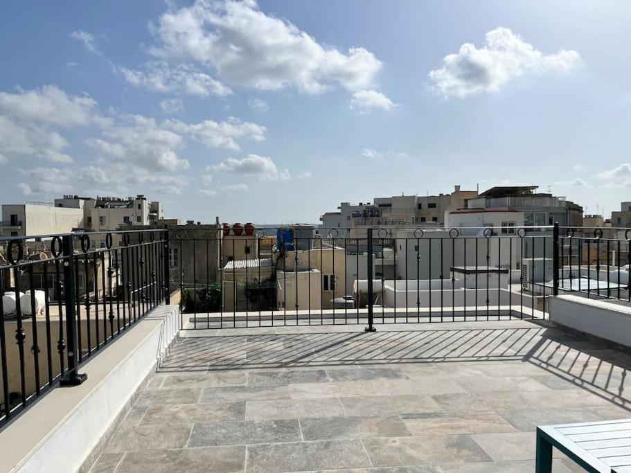 Beautiful 4-Bedroom Townhouse In Sliema Zewnętrze zdjęcie